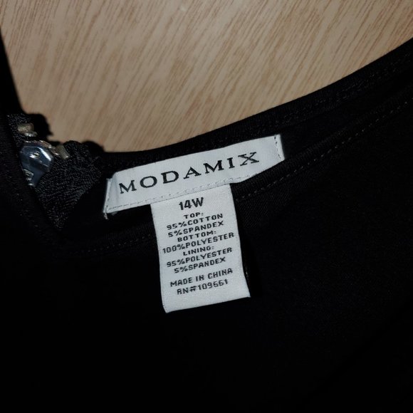 Modamix Maxi Dress with Knit Top and Printed Woven Skirt, Size 14w - Picture 3 of 5